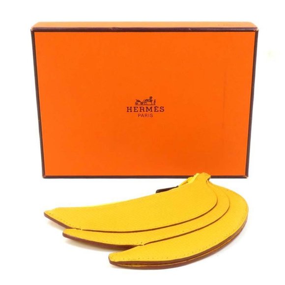 Authentic HERMES Fruit Motif Banana Coin Case Coin Purse Yellow Leather - Picture 4 of 11